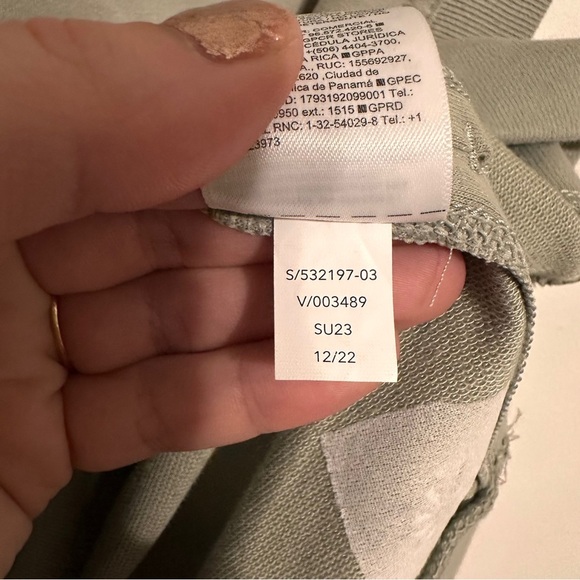 Athleta Retroterry V-Neck Sweatshirt Top Sage Green size Small - Picture 7 of 7